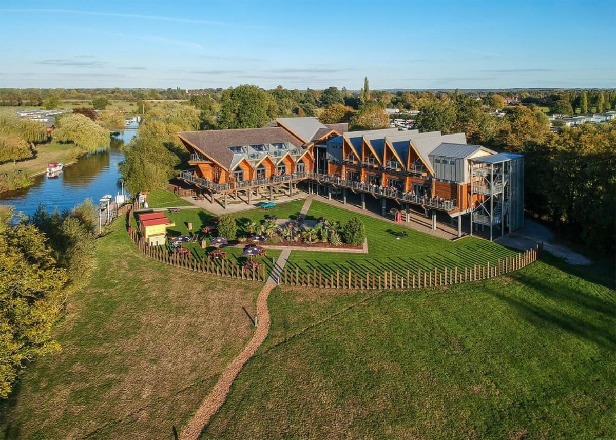 Riverside Park Stratford-upon-Avon Exterior photo