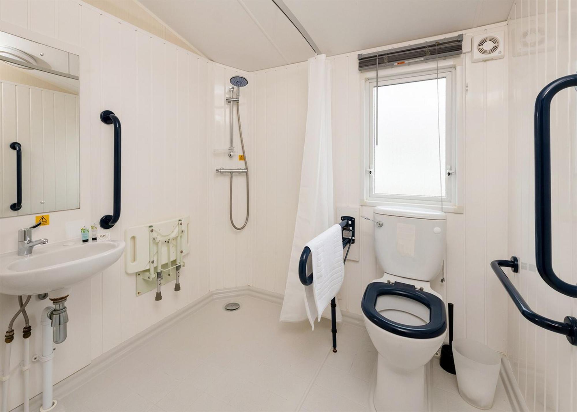 Riverside Park Stratford-upon-Avon Room photo